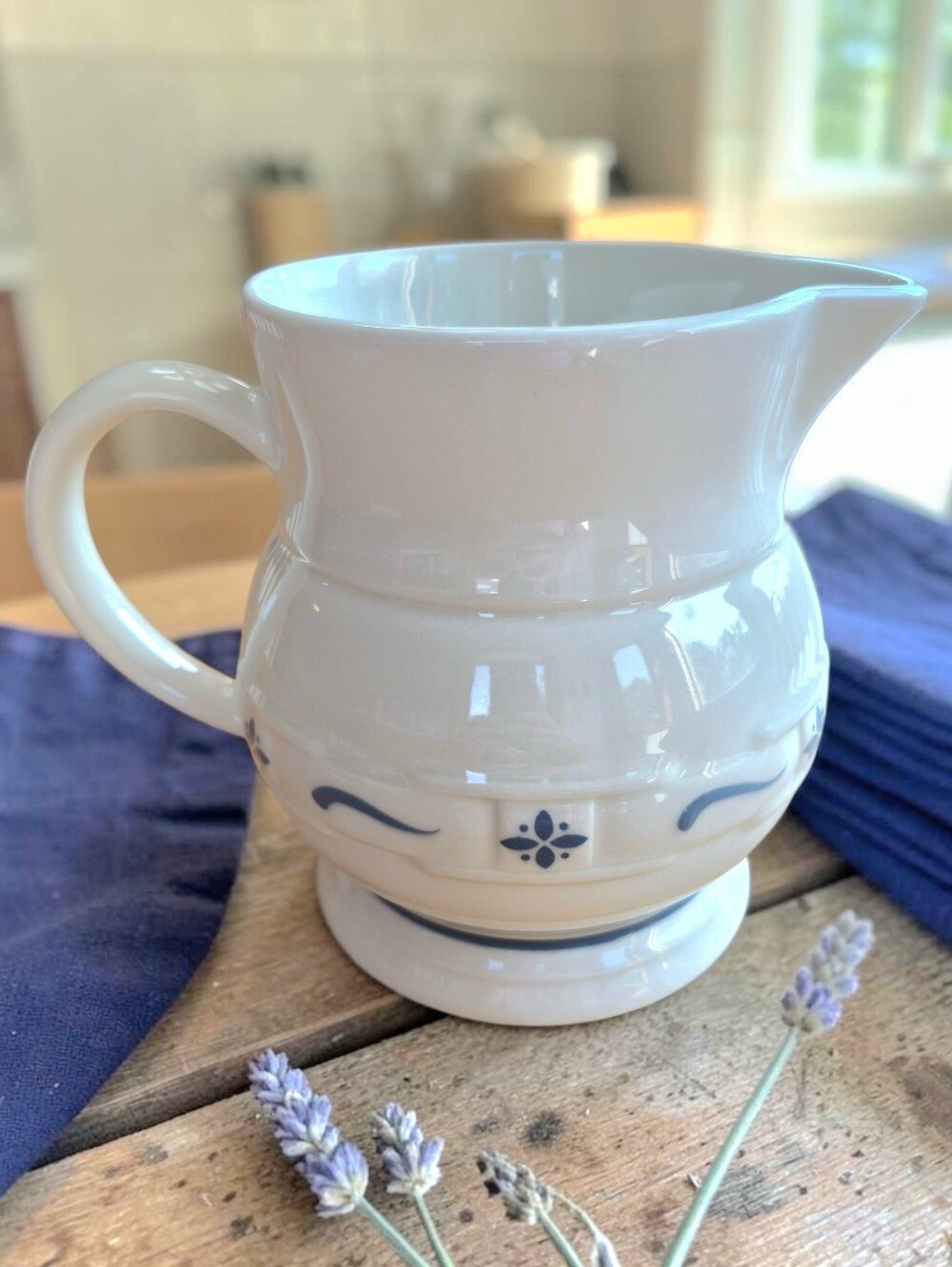 Longaberger Pitcher 2 Quart